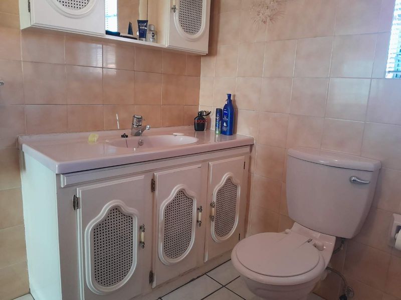 3 Bedroom facebrick apartment for sale in New Redruth - Photo 8