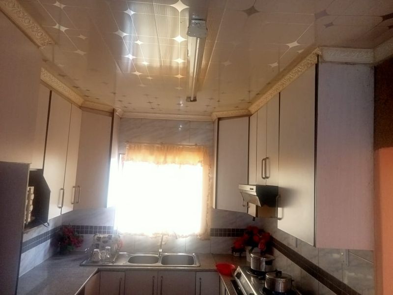 Apartment for Sale in Newcastle Central. - Photo 6