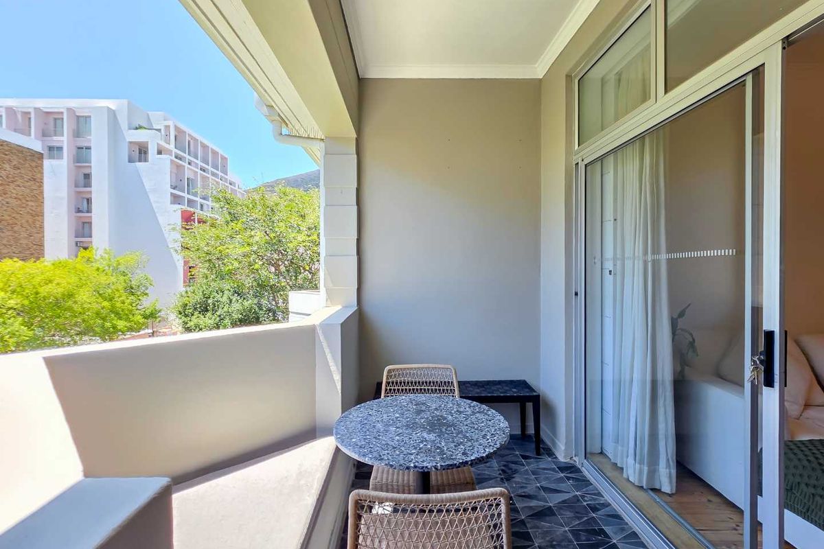 Heritage charm in the heart of Sea Point - Photo 3