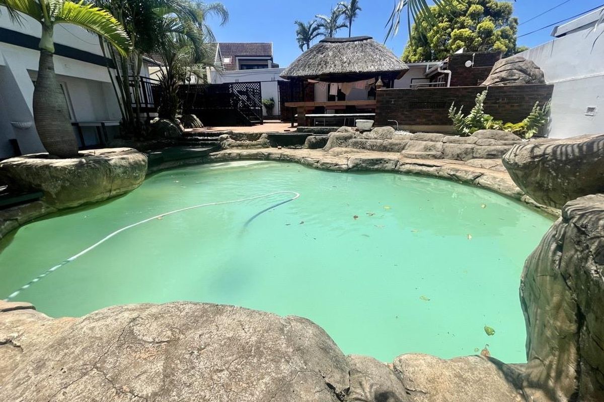 Hendra - Beautiful 7-Bedroom Family Home in Durban North - Photo 4