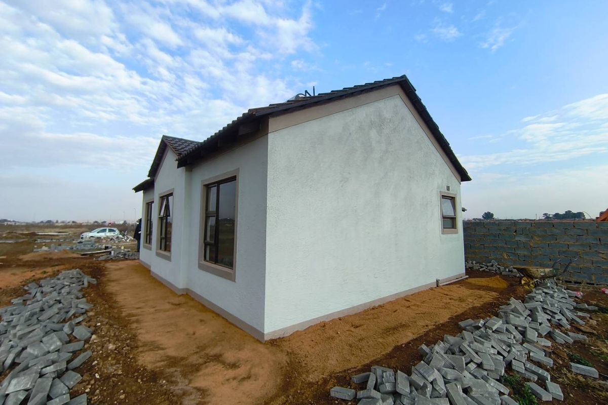 Brand-New 3-Bedroom House for Sale in Windmill Park Ext 32 - Photo 5