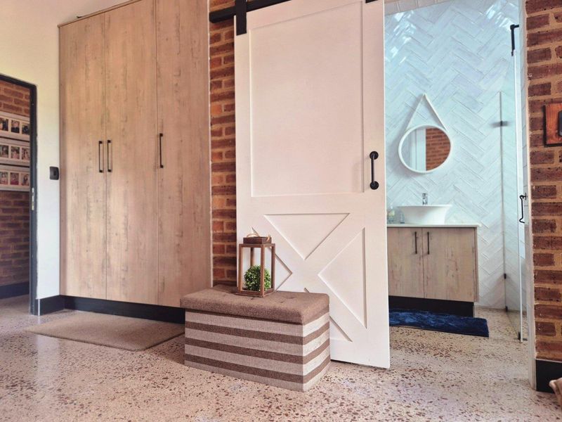 Discover Unrivaled Elegance and Freedom in Glen Cullen Country Estate - Photo 10