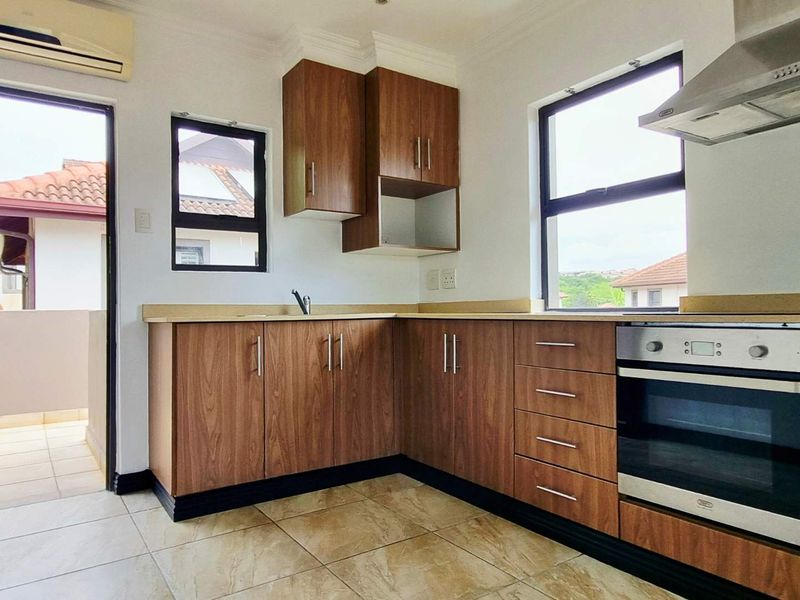 Kahala Valley, Izinga Ridge | 2 Bedroom Townhouse for Sale | Garage + Bay - Photo 5