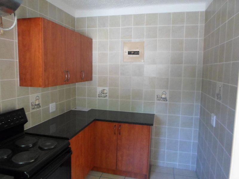 2 BEDROOM DUPLEX TO RENT IN DORANDIA - Photo 5