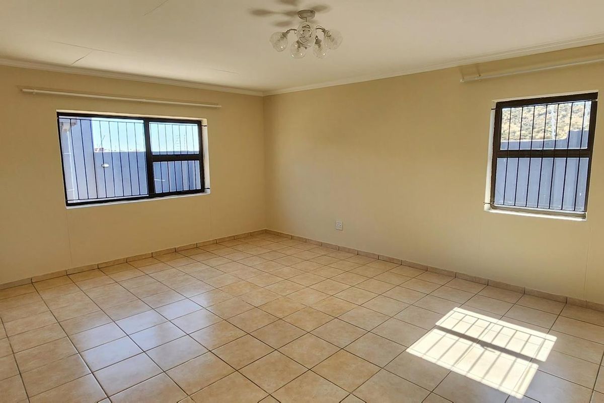 Located within walking distance of Windhoek Gymnasium - Photo 2