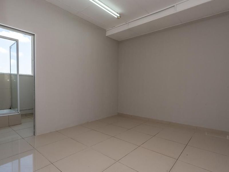 Renovated one bedroom urgentt rental - Photo 7