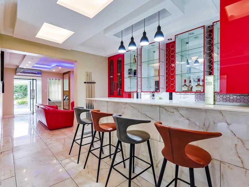 Luxury 5-Bedroom Fully Furnished Home for Rent in Exclusive Gated Estate – East of Pretoria - Photo 8