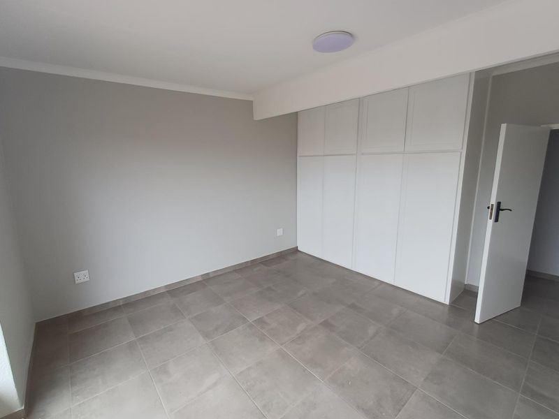 Newly Renovated 2-Bedroom, 1-Bathroom Unit - Photo 7