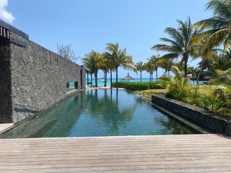 Unparalleled Refinement - Photo 9