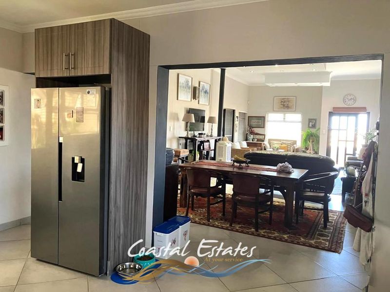 Inviting 3-Bedroom Home with Separate Flatlet in Ext 22 - Photo 9