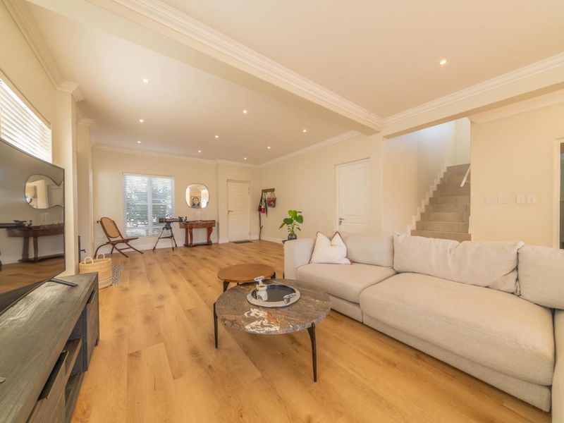 Beautiful 3-Bedroom Home in a Secure Country Estate - Just Outside Stellenbosch - Photo 9