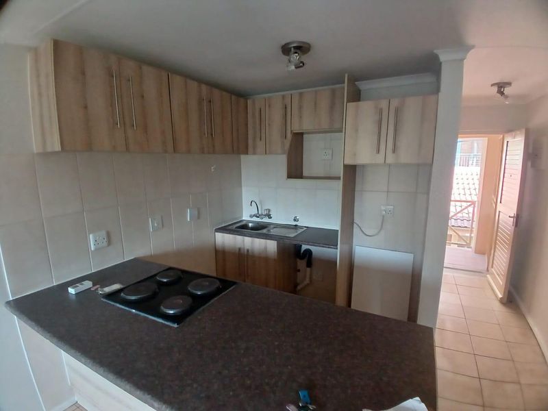 2 Bedroom to rent in Hatfield - Photo 4
