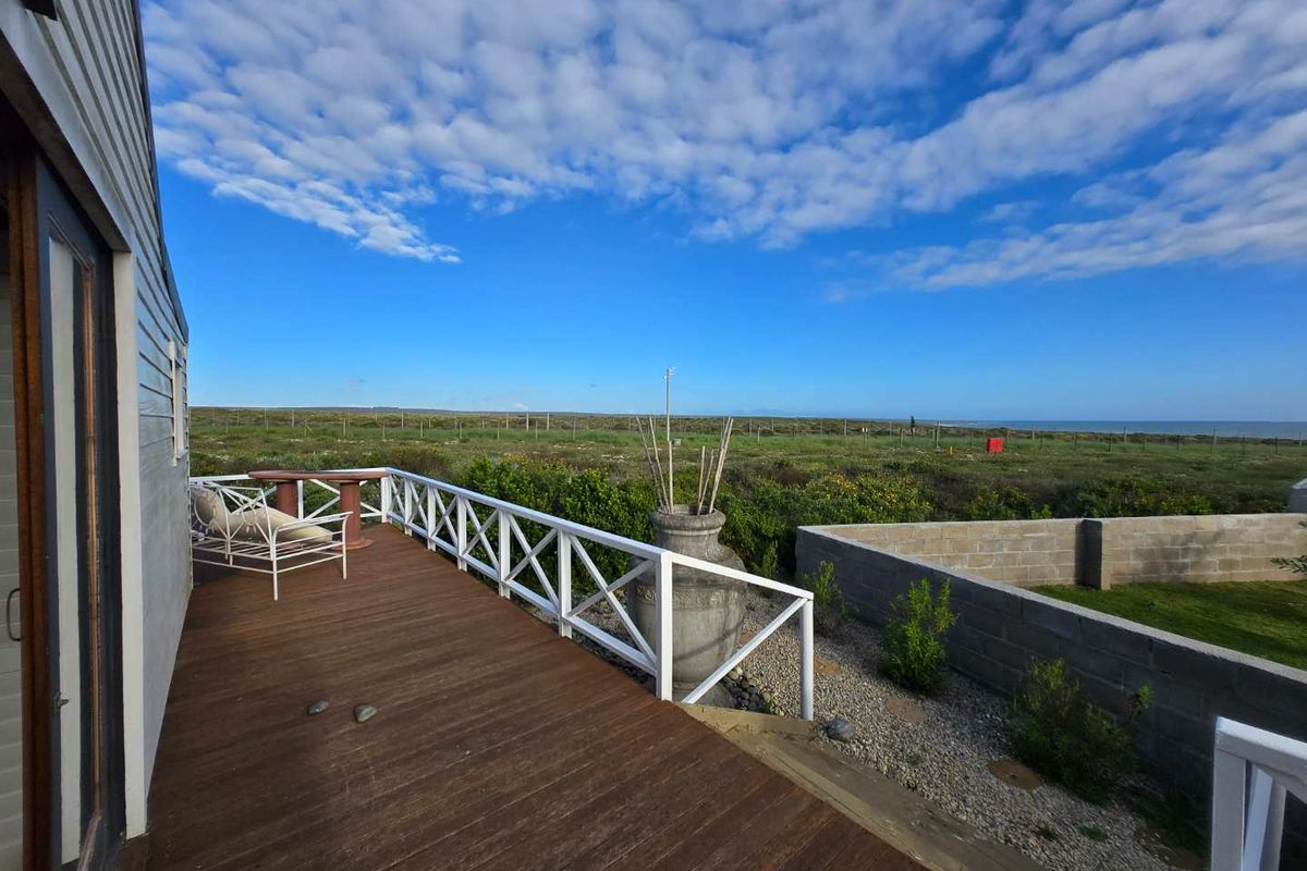 **Charming Home in a Private Nature Reserve with Stunning Views** - Photo 3