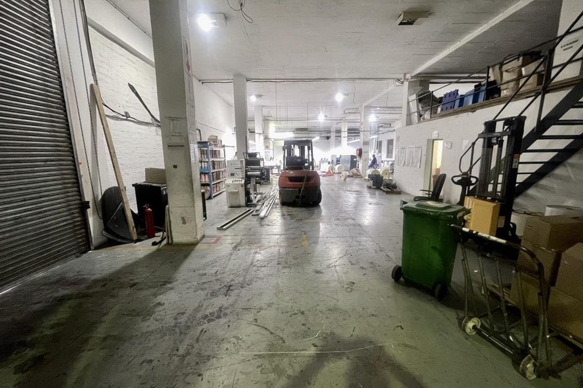 Hendra - Mini Factory / Warehouse To-Let | Red Hill - Photo 4