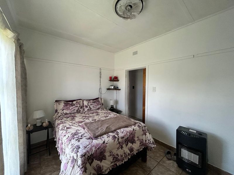 Home & Flatlet Combo - Photo 2