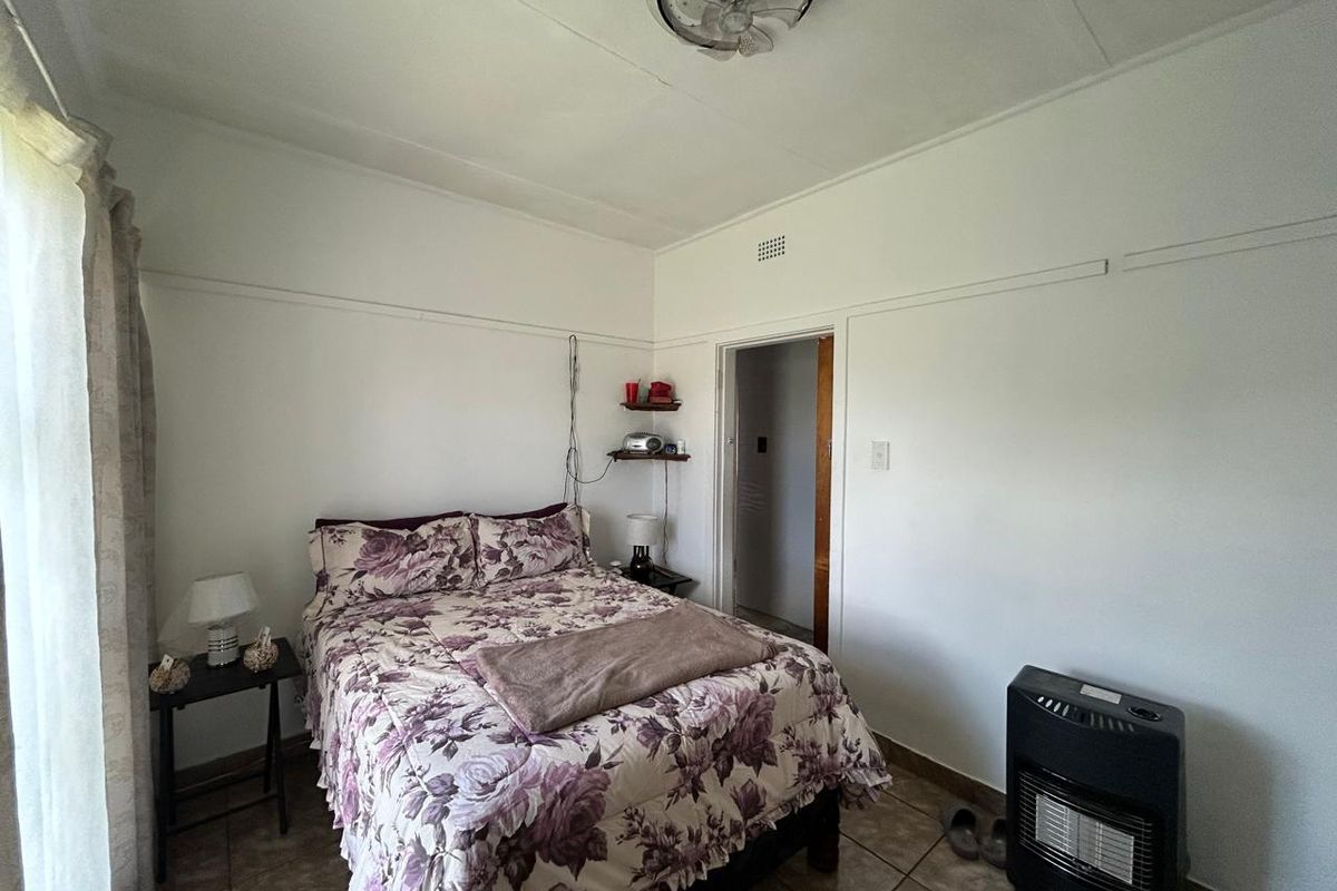 Home & Flatlet Combo - Photo 2