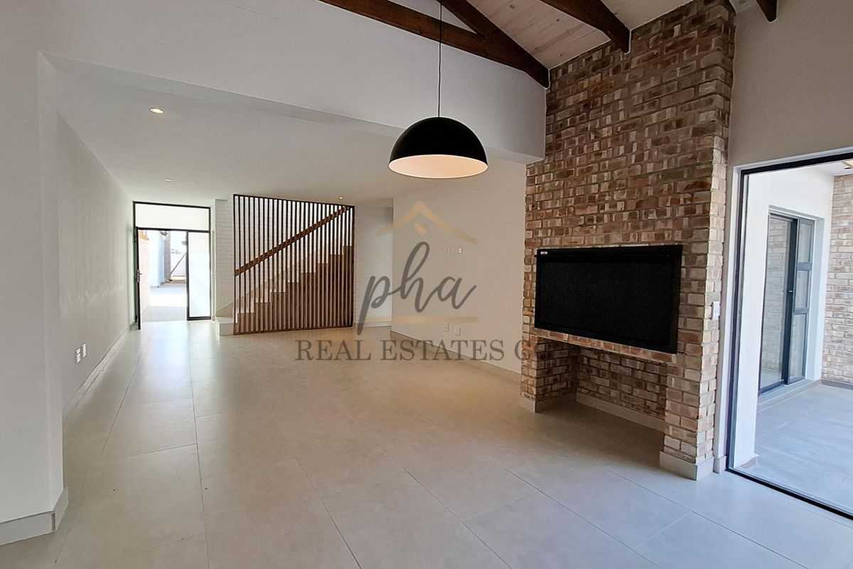 Brand-New Modern Townhouses for Sale – Near Ocean View Spar, Swakopmund - Photo 2