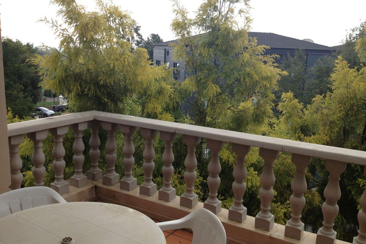 STUPENDOUS FULLY FURNISHED 1 BED APARTMENT IN THIS MAGNIFICENT COMPLEX - Photo 5