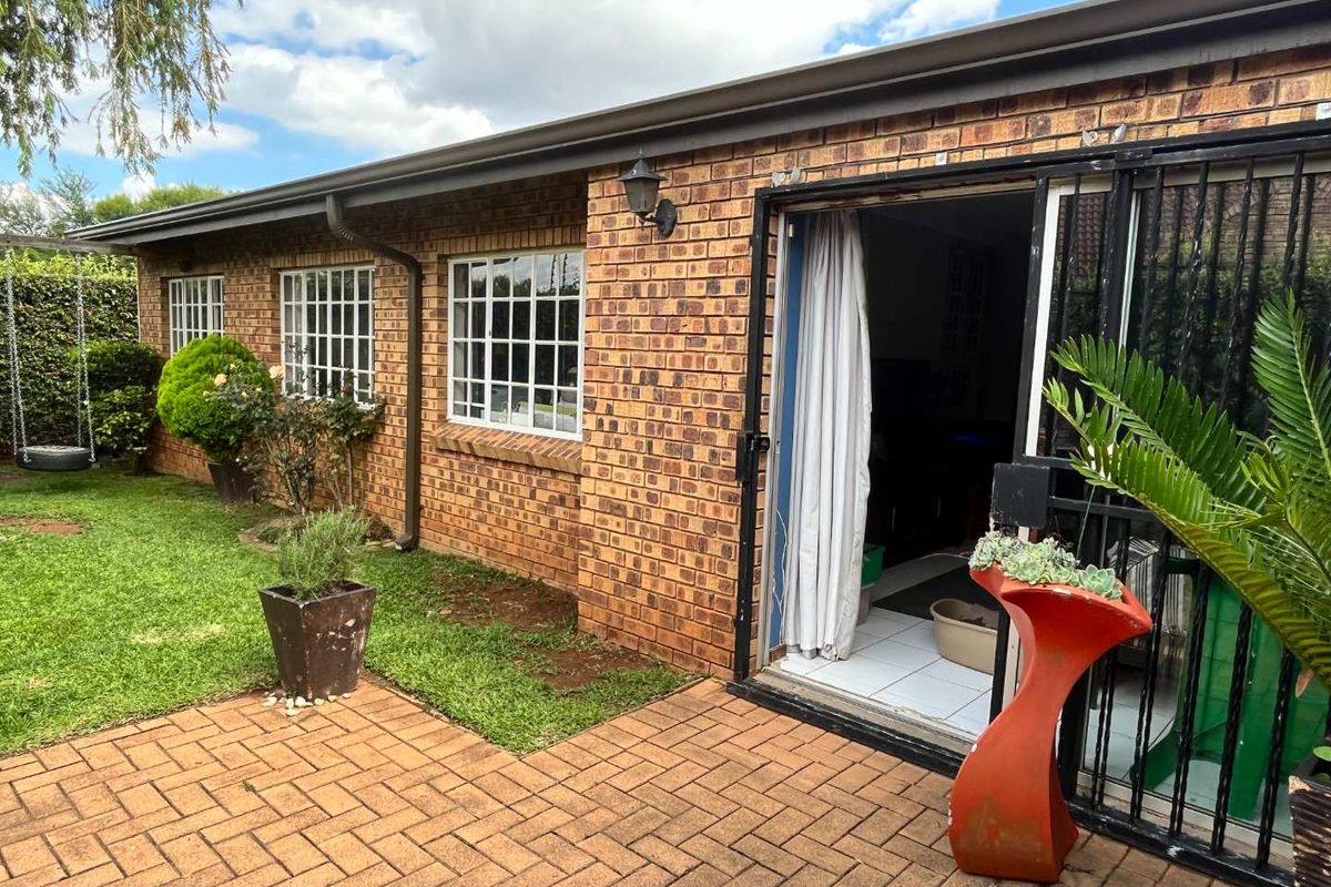 A security complex inside an estate! - Photo 3