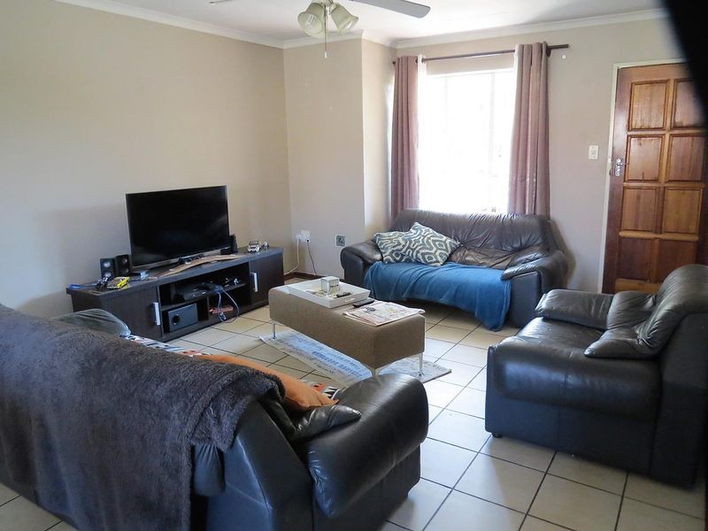 Ravenswood 2 Bedroom Ground Floor - Photo 2