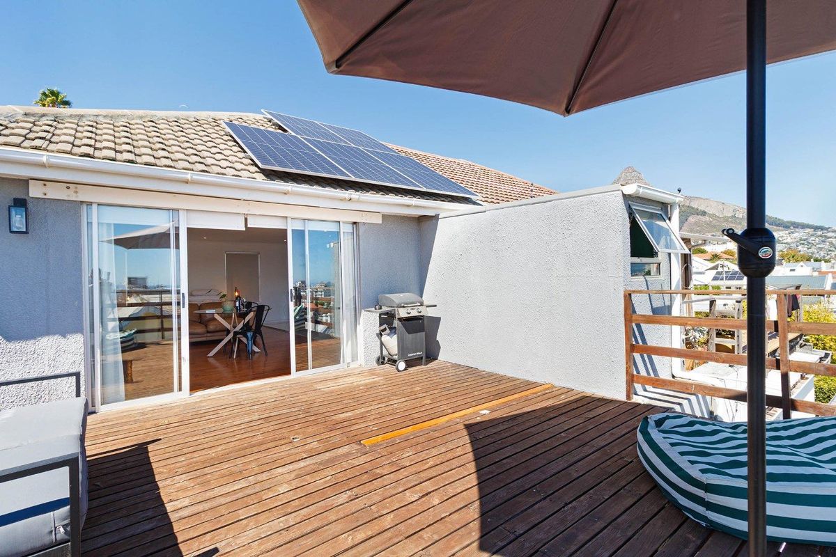 Furnished 6 month rental - Photo 2