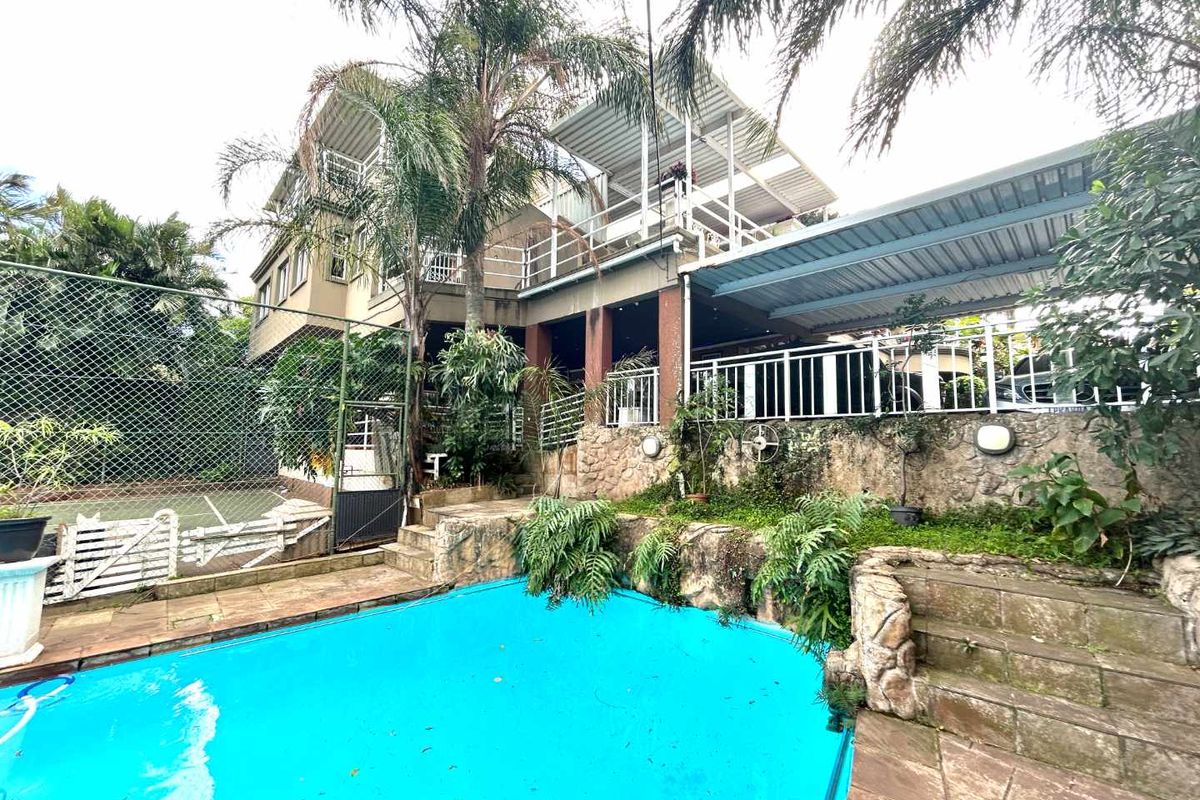 HENDRA - EXCEPTIONAL LARGE HOME WITH VERSATILE OPTIONS - Photo 5
