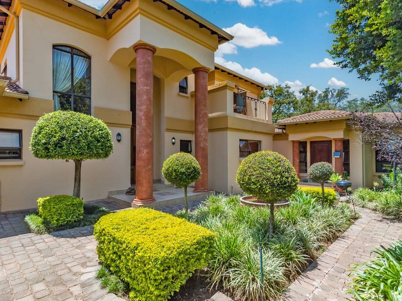 Distinguished Estate living! Only 6 houses in the Estate - Photo 4