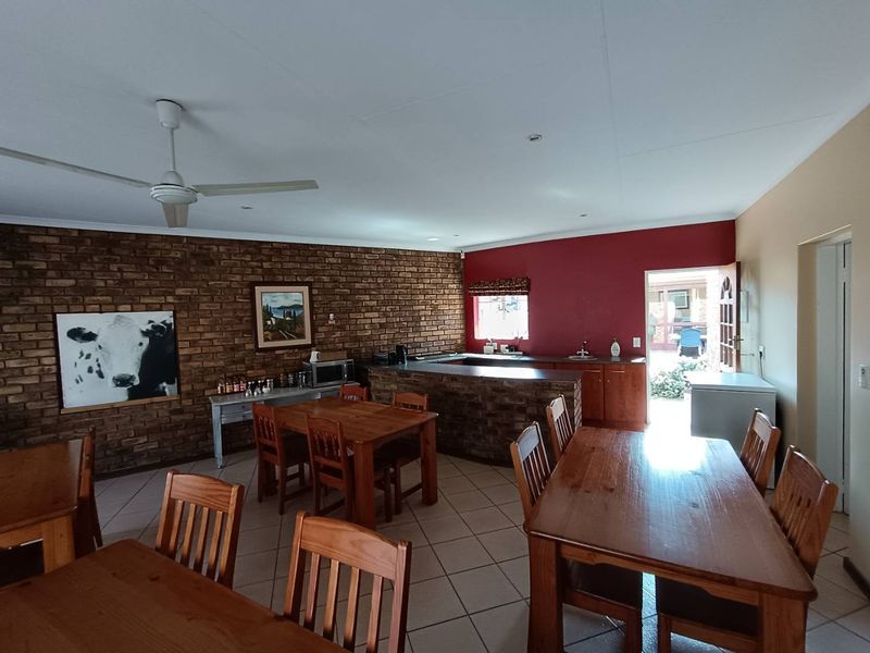 ZWARTKOP - 10 BEDROOM HOUSE - Photo 10