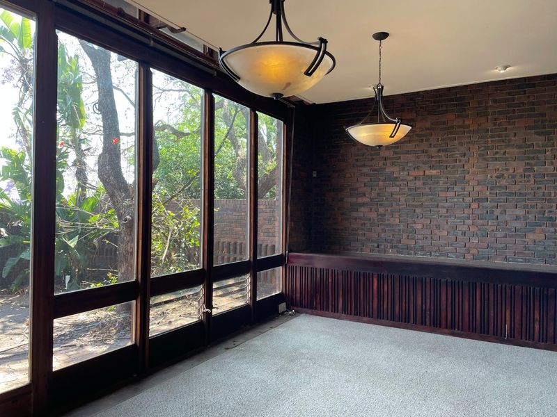 Renovaters dream on a large stand - Photo 7