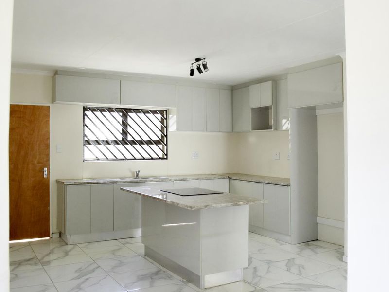 BRAND NEW HOME FOR SALE - Photo 4