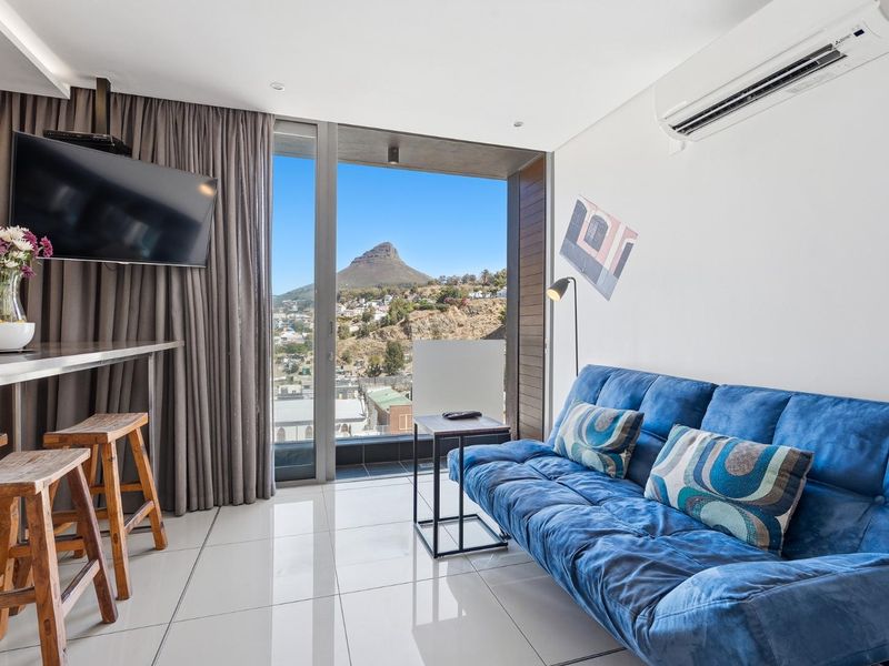 Neat and modern 1-bedroom apartment in the heart of De Waterkant - Photo 2