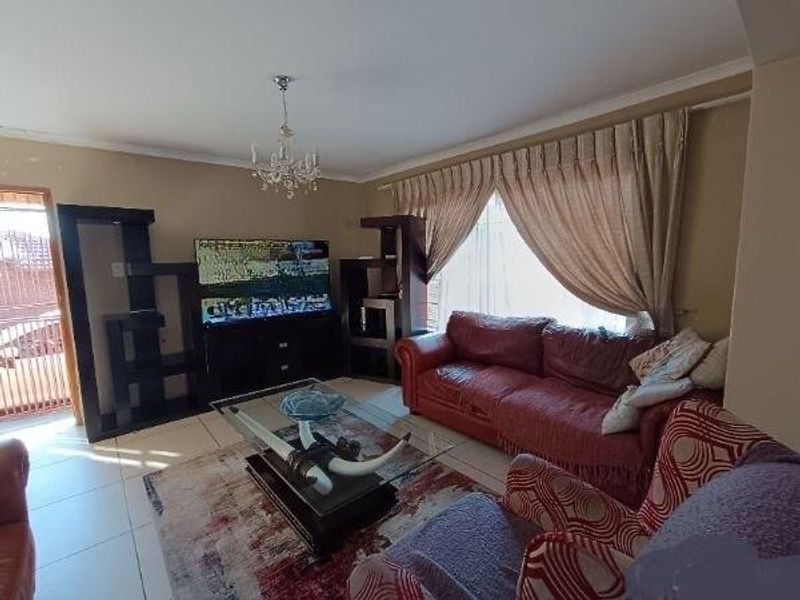 AMBERFIELD - CENTURION - 3 BEDROOM HOUSE - Photo 8