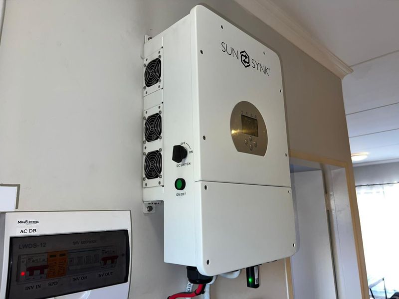 Ground Floor Modern Townhouse - Photo 10