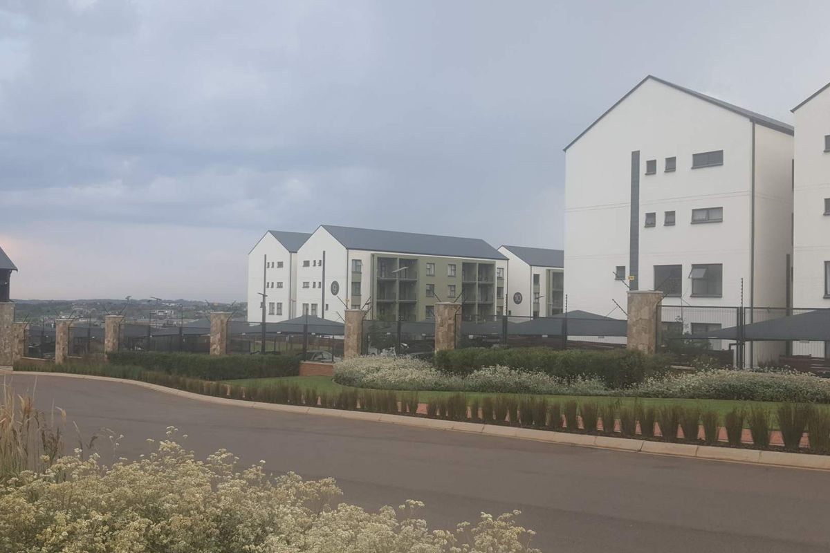 **Experience First-Class Living at Greenkloof, Mooikloof Smart City – Pretoria** - Photo 3