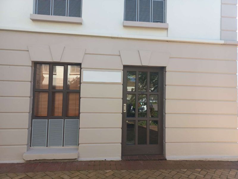 Ground Floor Offices within Secure Corporate Park! - Photo 9