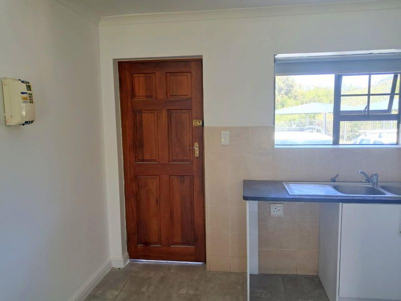 2 Bedroom Ground Floor Apartment to Rent from 1 September 2026 - NO PETS ALLOWED - Photo 10