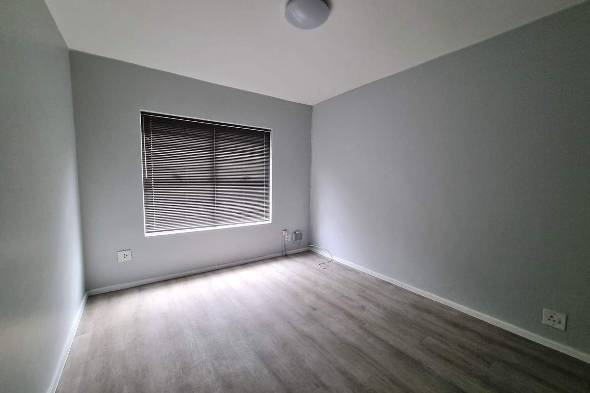 Ground floor Apartment to Let - Photo 5