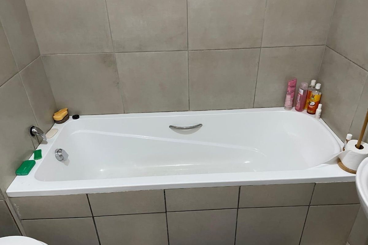 Apartment close to amenities - Photo 5