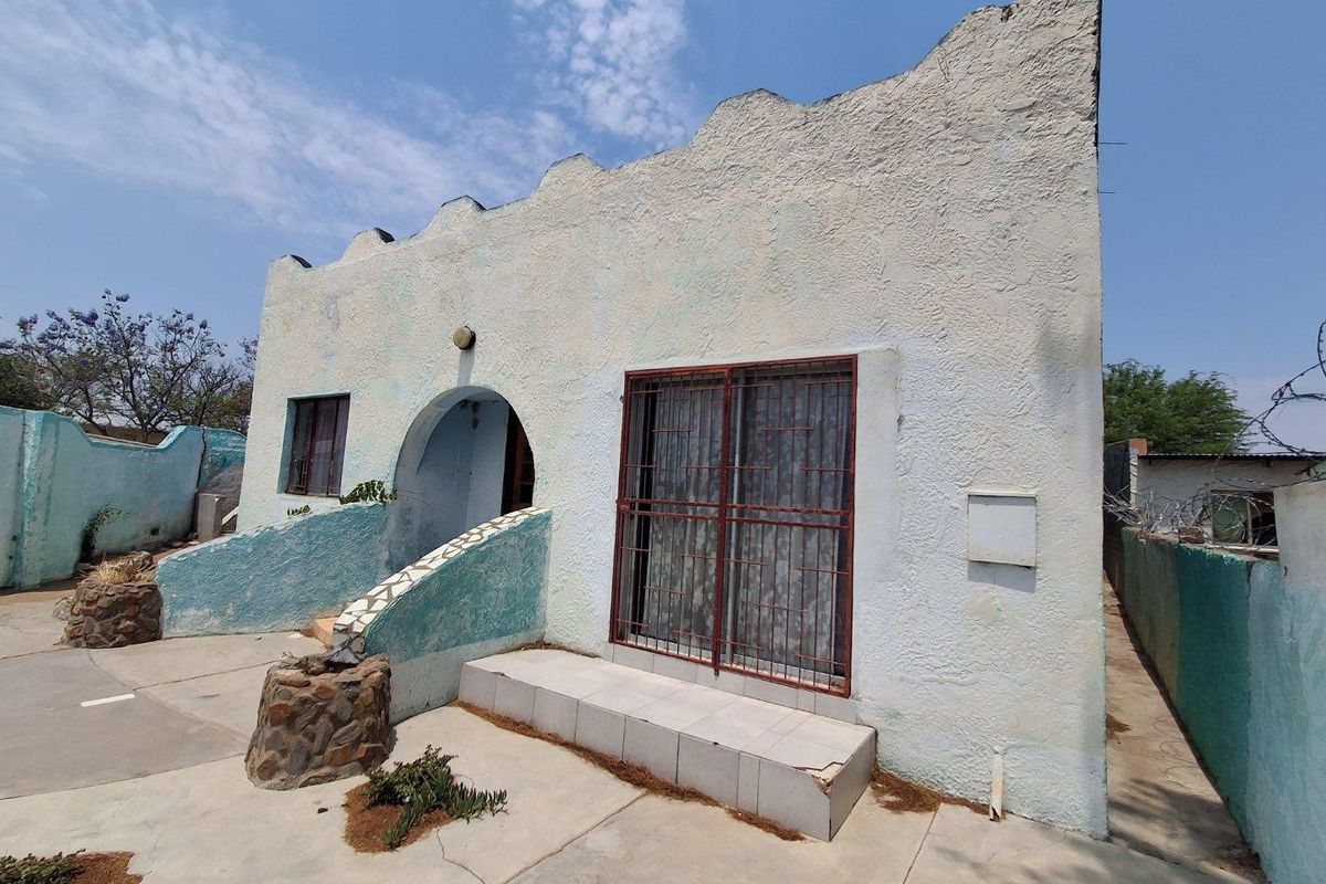 3 bedroom house for sale in Okahandja - Photo 5