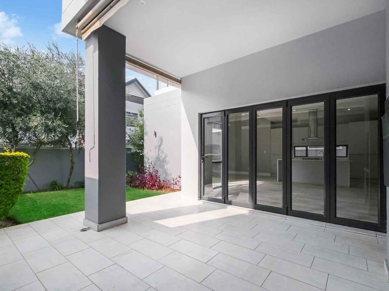 IMMACULATE 4 BEDROOM 3 BATHROOM CLUSTER HOME FOR SALE IN FOURWAYS - Photo 3