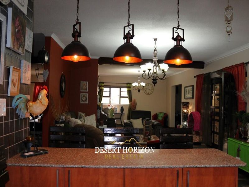 Walvis Bay ,Erongo | Beautiful spacious home with a flat - Photo 2