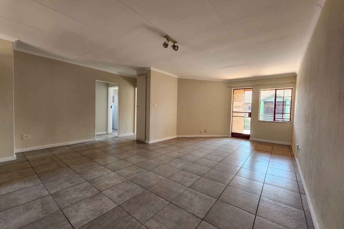 3 Bedroom Apartment To Rent – Villa Carmen, Moregloed, Pretoria - Photo 3