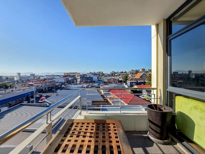 Woodstock's Finest: Contemporary Two-Bedroom Apartment with Urban Charm - AirBnB Friendly - Photo 7