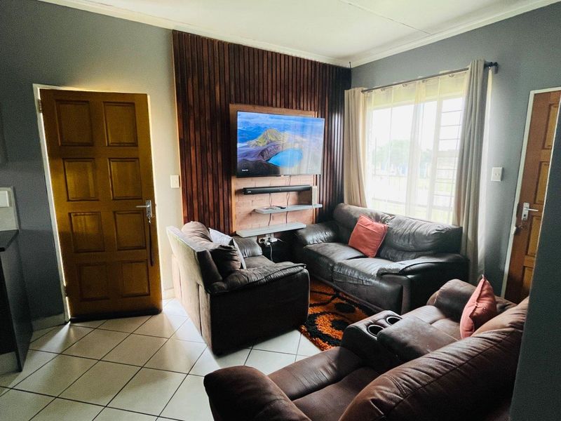 Safe family home - Photo 5