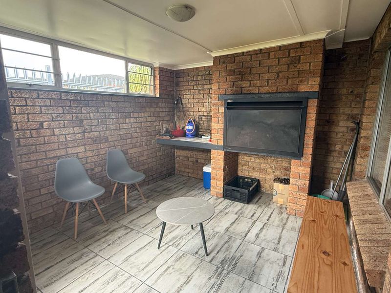 Perfect for young professionals in the Welgelegen area - Photo 4