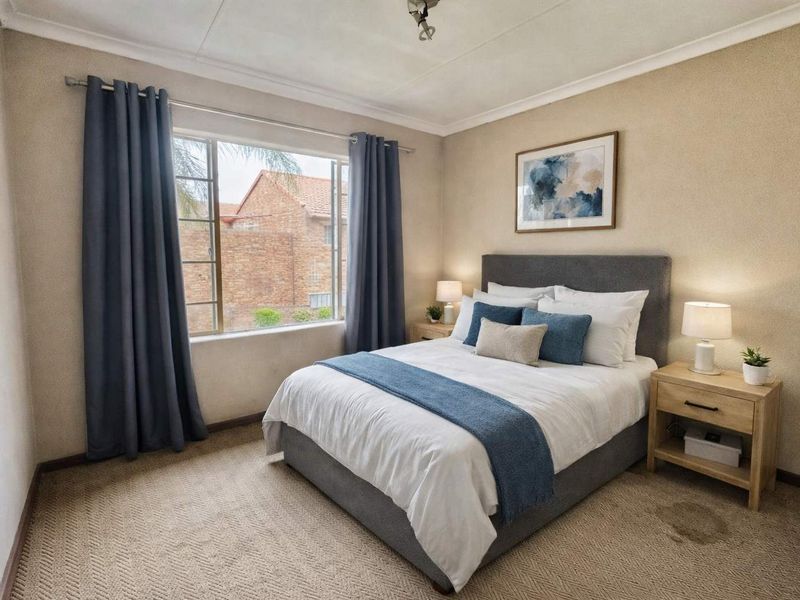 2 Bedroom Top Unit in Willow Park Manor - Photo 6