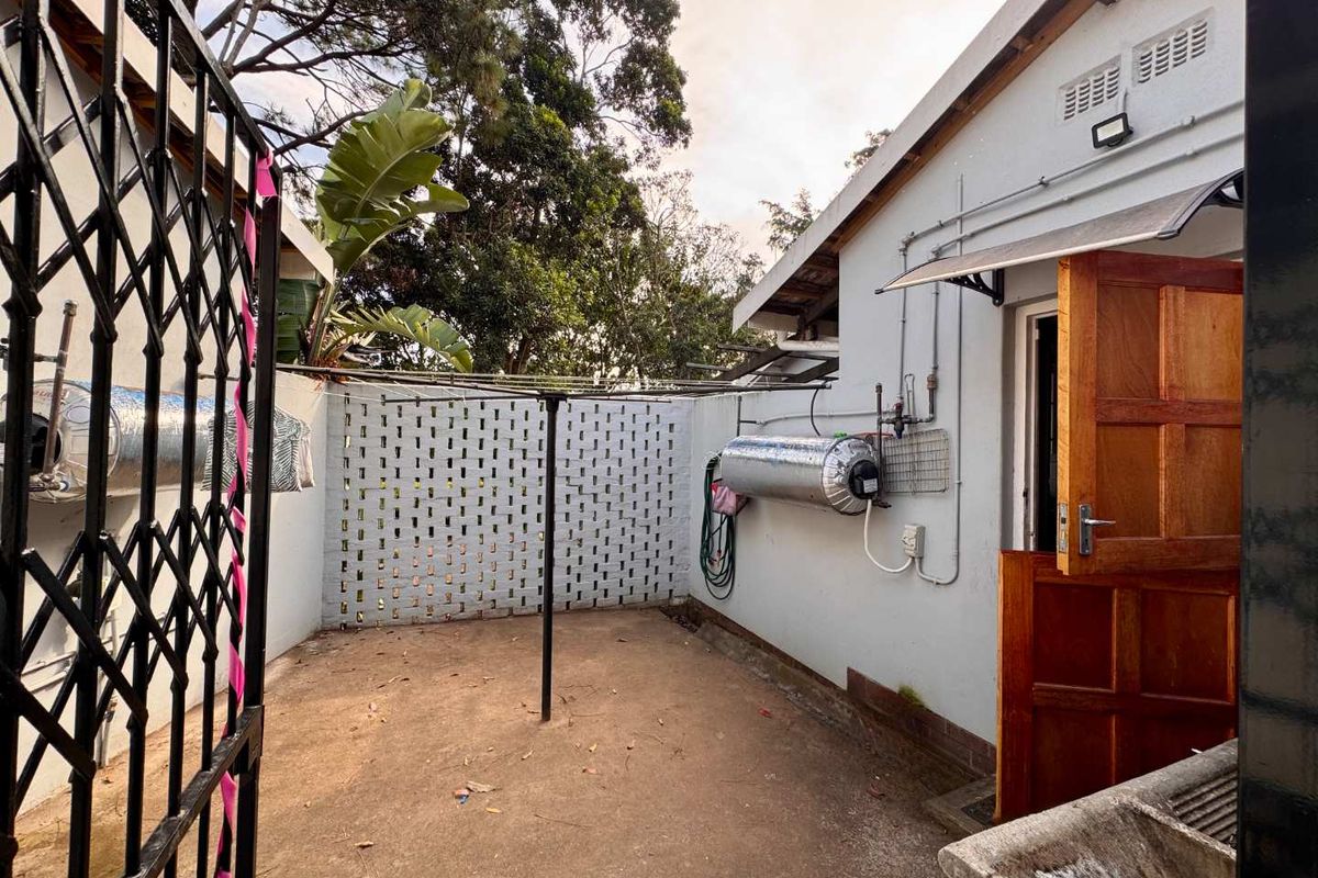A Hidden Retreat in the Heart of Westville - Photo 5
