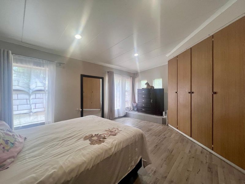 Modern Comfort Meets Style: Explore Your Dream Home! - Photo 8