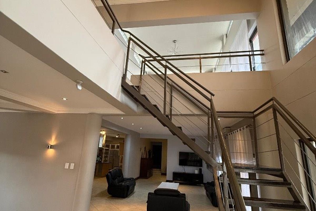 FOR SALE - 5 BEDROOM HOUSE - AUASBLICK - Photo 2