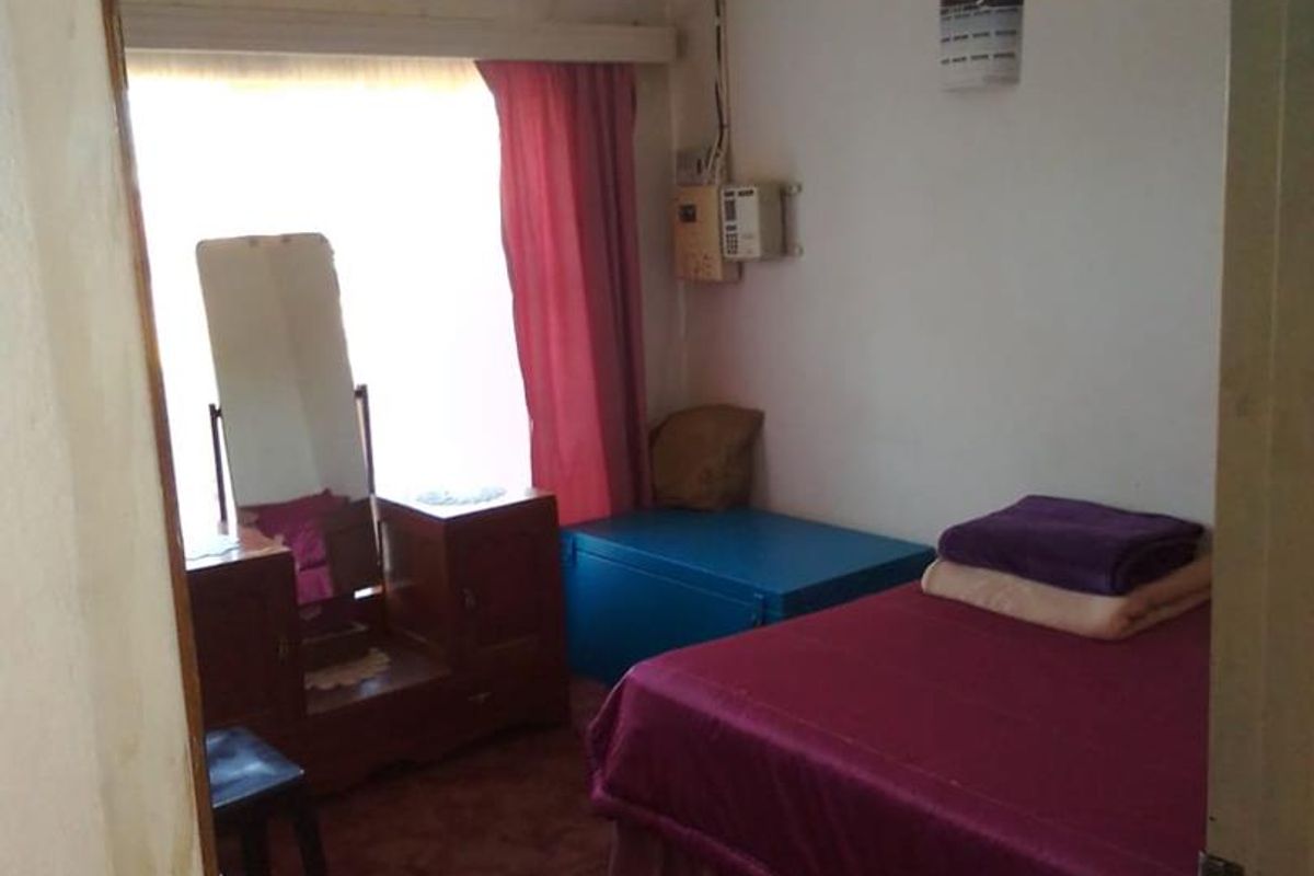 3 bedrooms house for sale in Soshanguve HH - Photo 5